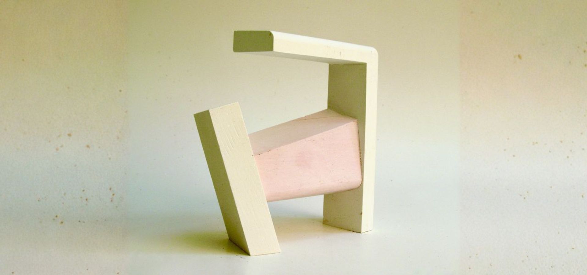 Garth Evans, Hatch (2023), Hydrocal plaster. Courtesy the artist