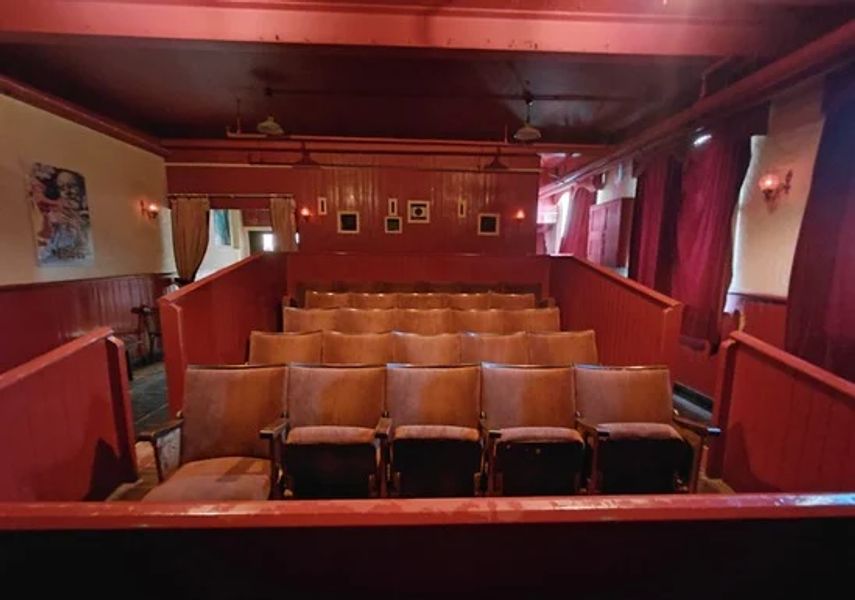 Rows of comfy cinema seats