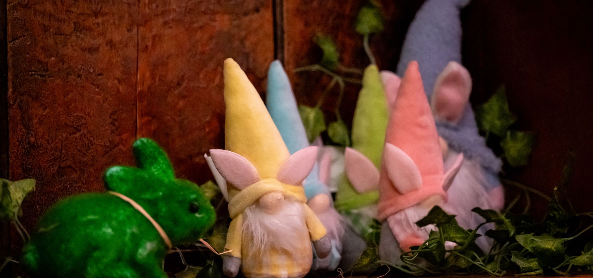 A group of colourful gonks