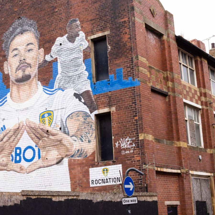 A LUFC mural in Leeds