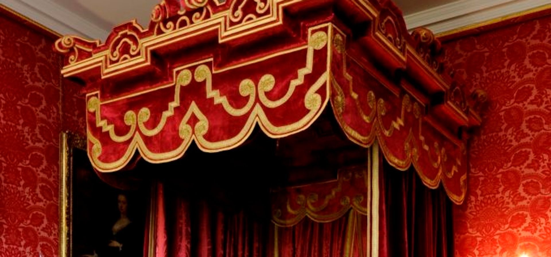 The Angel bed on display at Temple Newsam 
