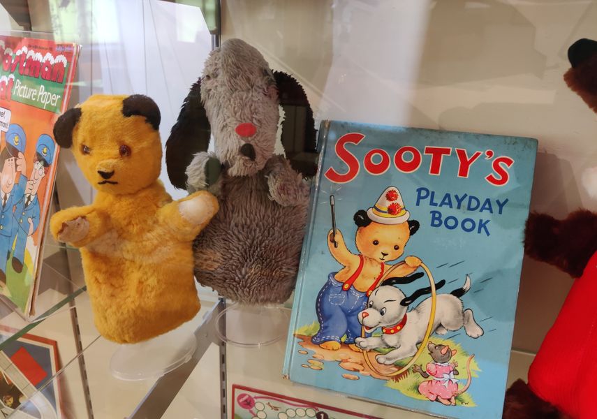 Sooty puppets and children's book